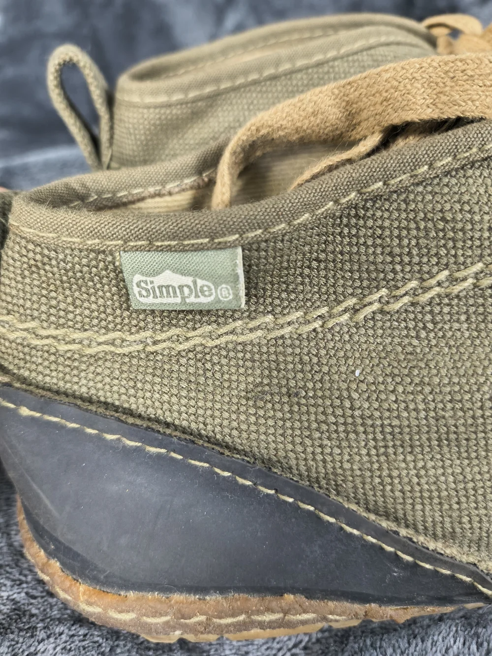 Simple Toemorrow Olive Canvas Chukka Boots with Tan Laces Mens 9